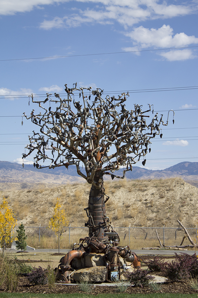 PIPE TREE BY DEELEY
