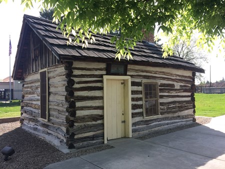 cabin.jpg